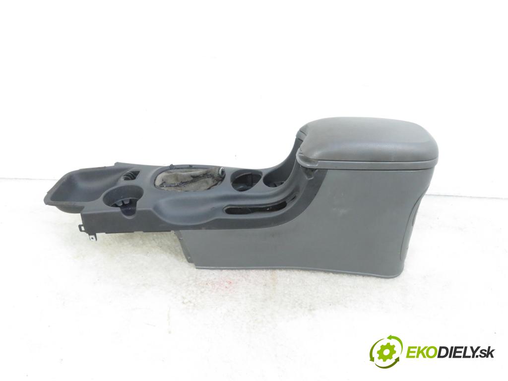 HYUNDAI SANTA FÉ I (SM) SUV 2004 1991,00 Fotele, kanapy 1991,00 Sedadlá, sedačky