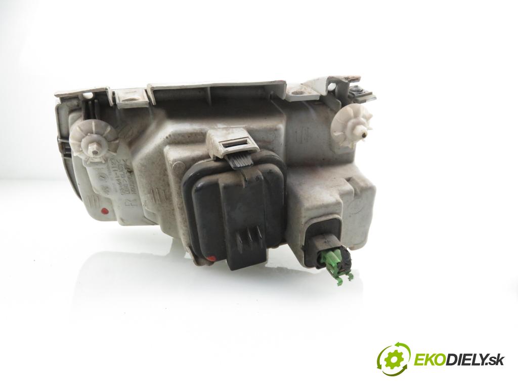 VW POLO (6N1) HB 1996 1390,00 Lampy przednie 1390,00 Svetlo PP 084411123