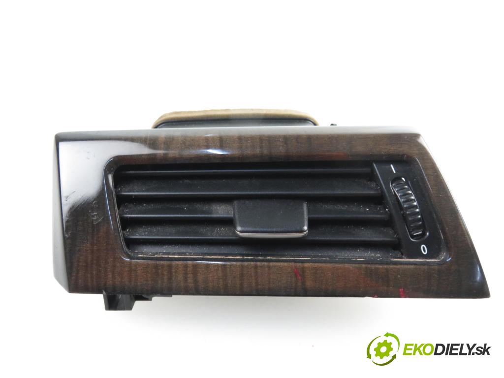 BMW 5 (E60) SEDAN 2006 2993,00 Kratki nawiewu 2993,00 Mriežky kúrenia ľavá strana 14121810 (Mriežky kúrenia (fukáre))