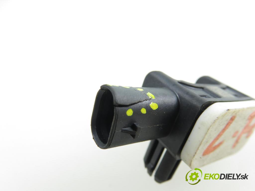 SEAT IBIZA IV (6J5, 6P1) HB 2009 1390,00 Czujniki uderzenia 1390,00 Snímač nárazu 6R0959351A (Snímače nárazu)