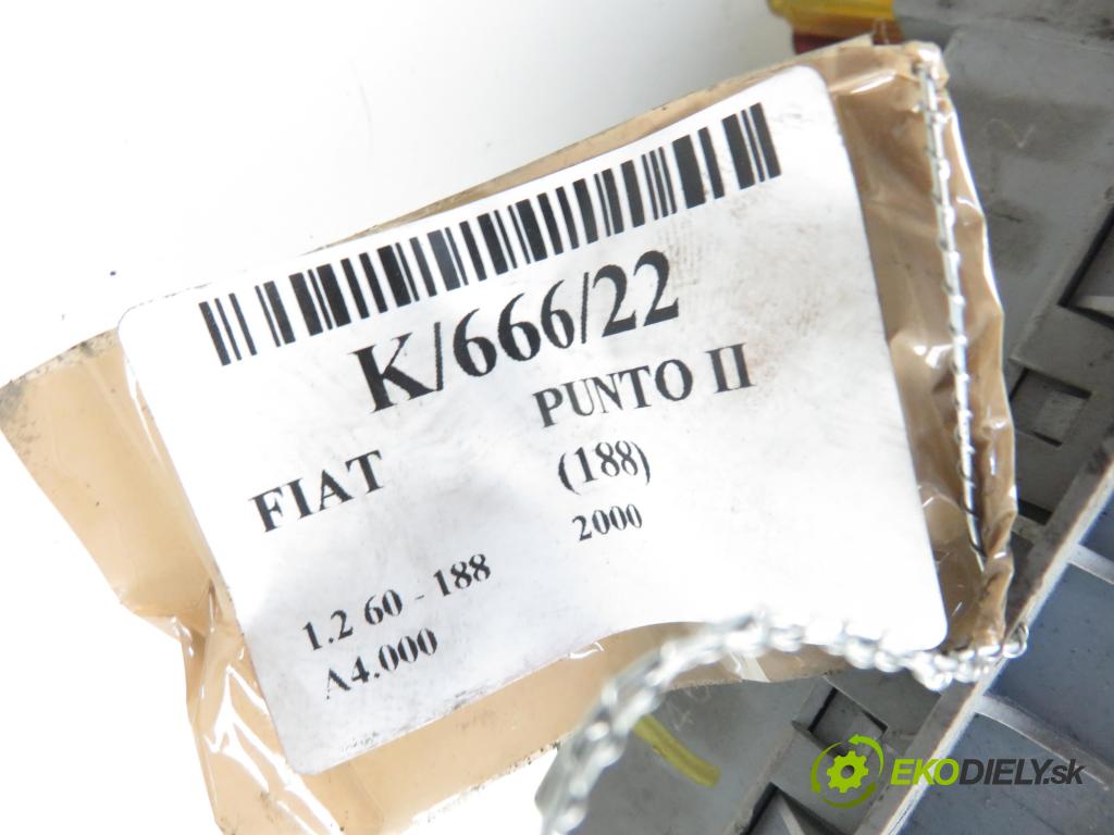 FIAT PUNTO (188_) HB 2000 1242,00 Skrzynki bezpieczników 1242,00 skříňka POJISTKY: 46778446