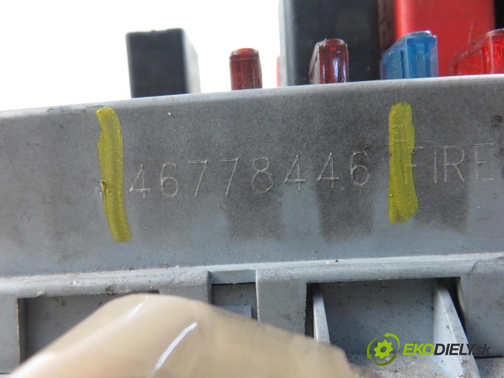 FIAT PUNTO (188_) HB 2000 1242,00 Skrzynki bezpieczników 1242,00 skříňka POJISTKY: 46778446