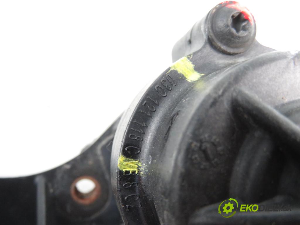 VW PASSAT B6 Variant (3C5) KOMBI 2005 1598,00 Obudowy termostatów 1598,00 obal termostatu 03C121118C;03C121121C (Termostaty)