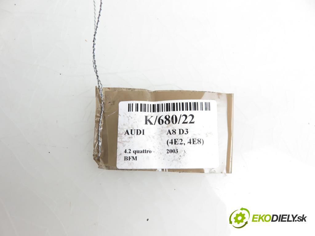 AUDI A8 D3 (4E2, 4E8) SEDAN 2003 4172,00 Zaciski 4172,00 Brzdič strmeň PP