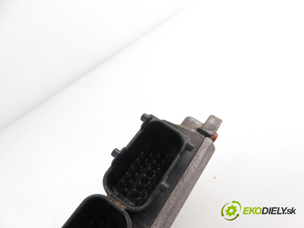AUDI A3 (8L1) HB 1999 1896,00 Sterowniki silnika 1896,00 Riadiaca jednotka Motor 038906018BN;0281001847