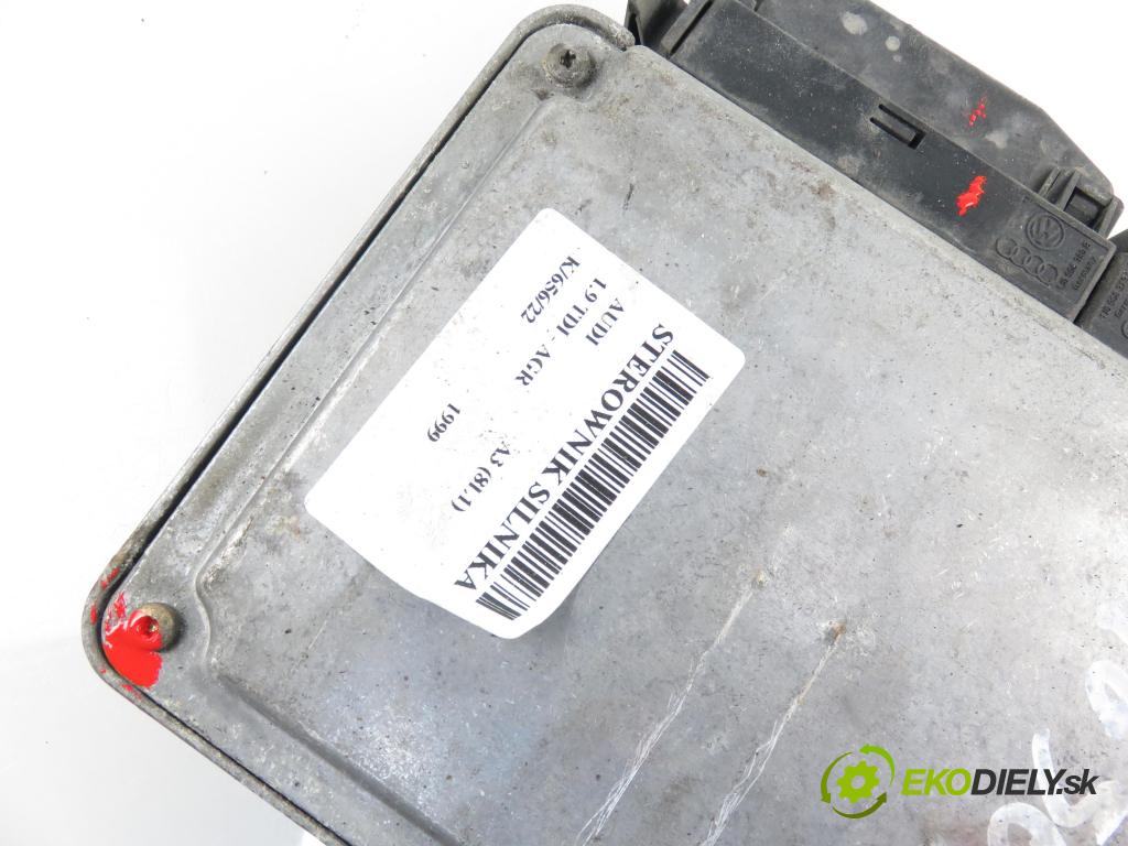 AUDI A3 (8L1) HB 1999 1896,00 Sterowniki silnika 1896,00 Riadiaca jednotka Motor 038906018BN;0281001847