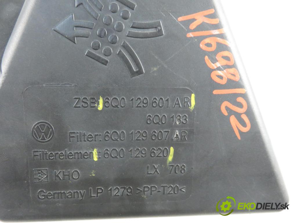 SEAT IBIZA IV (6J5, 6P1) HB 2008 1896,00 Obudowy filtrów powietrza 1896,00 Obal filtra vzduchu 6Q0129601AR;6Q0129620 (Obaly filtrov vzduchu)