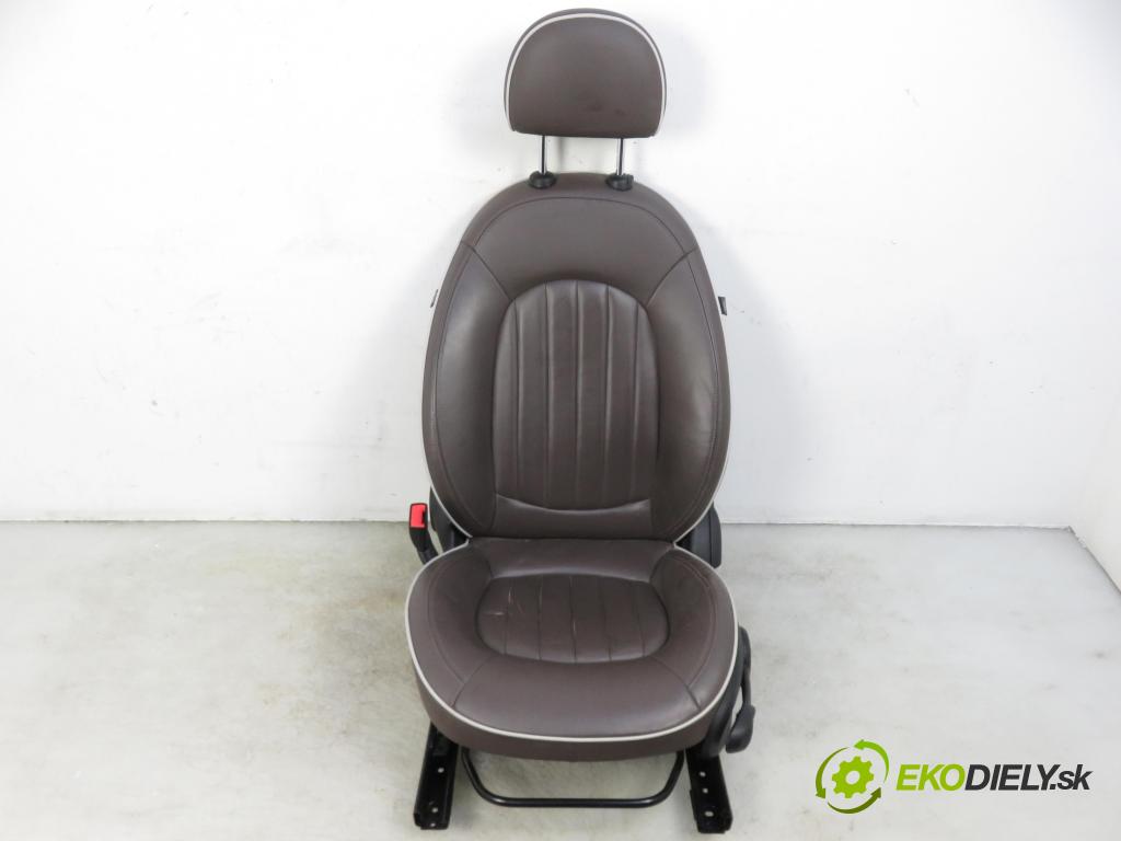 MINI MINI COUNTRYMAN (R60) CROSSOVER 2014 1995,00 Fotele, kanapy 1995,00 Sedadlá, sedačky