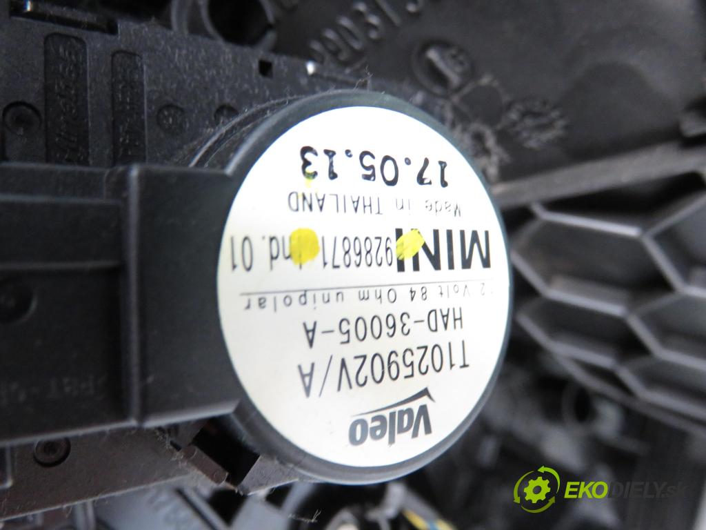 MINI MINI COUNTRYMAN (R60) CROSSOVER 2014 1995,00 Nagrzewnice 1995,00 Výhrevné teleso, radiátor kúrenia vody 9286871