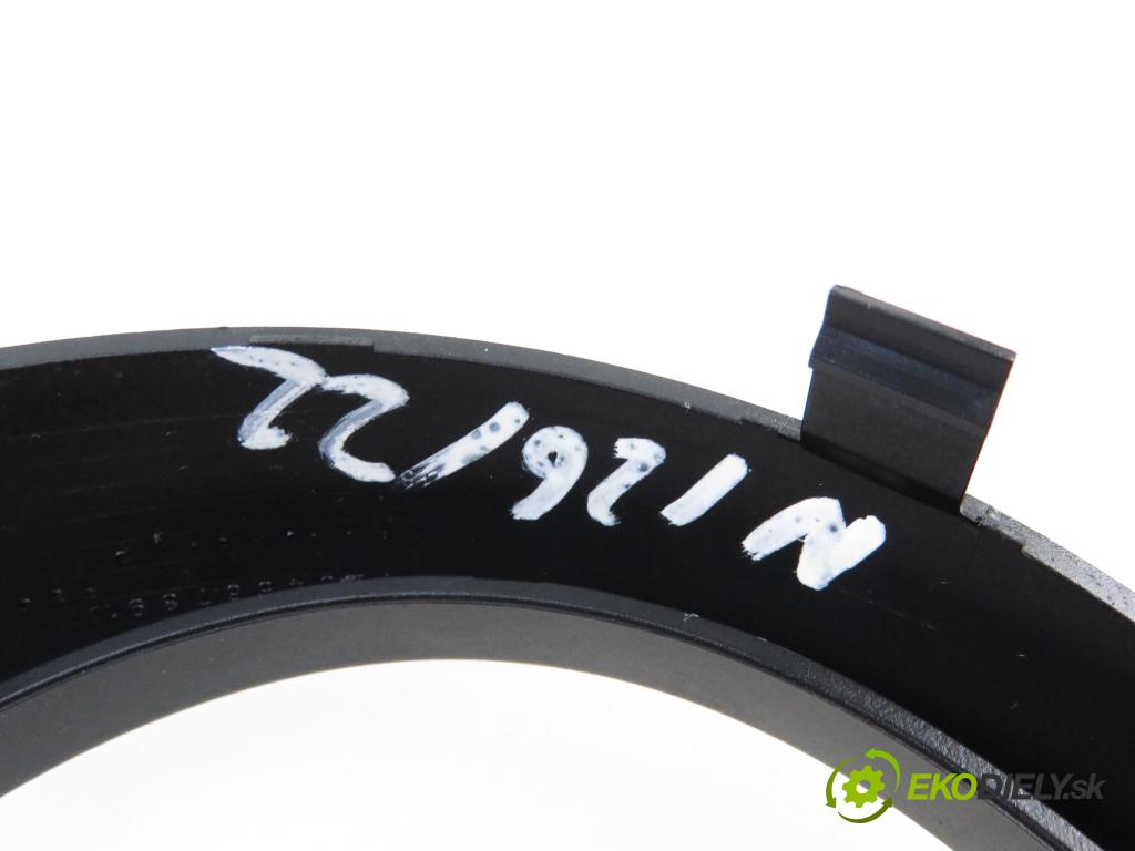 MINI MINI COUNTRYMAN (R60) CROSSOVER 2014 1995,00 Kratki nawiewu 1995,00 Mriežky kúrenia ľavá strana 9810002 (Mriežky kúrenia (fukáre))