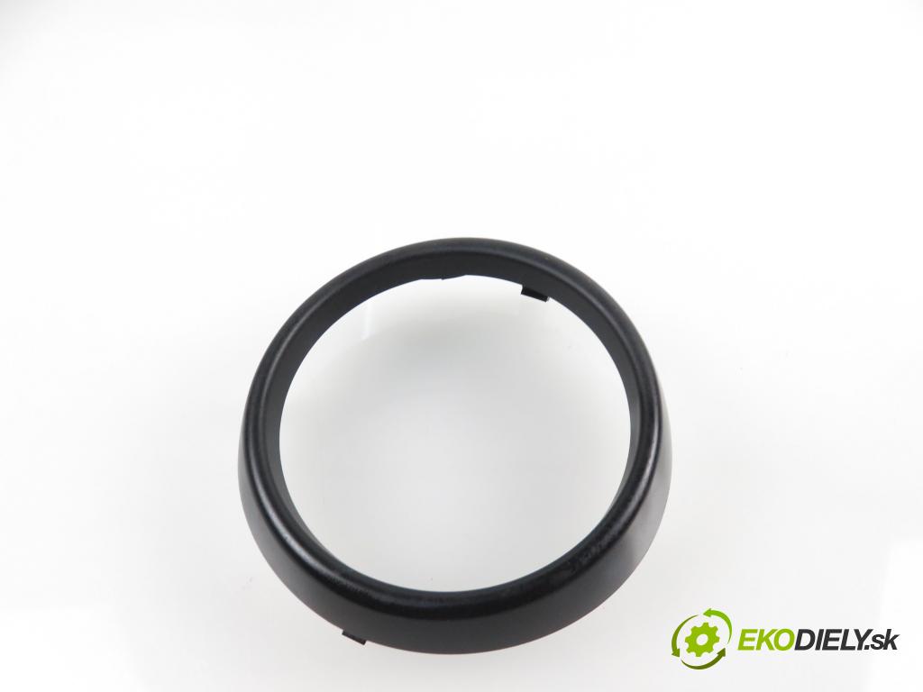 MINI MINI COUNTRYMAN (R60) CROSSOVER 2014 1995,00 Kratki nawiewu 1995,00 Mriežky kúrenia ľavá strana 9810002 (Mriežky kúrenia (fukáre))