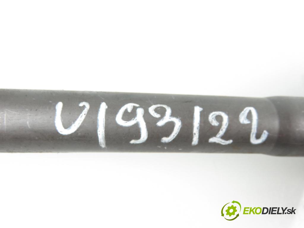 MAZDA CX-7 (ER) SUV 2007 2261,00 Kolumny kierownicze 2261,00 Hriadeľ, tyč volantu (Tyče riadenia (volantu))