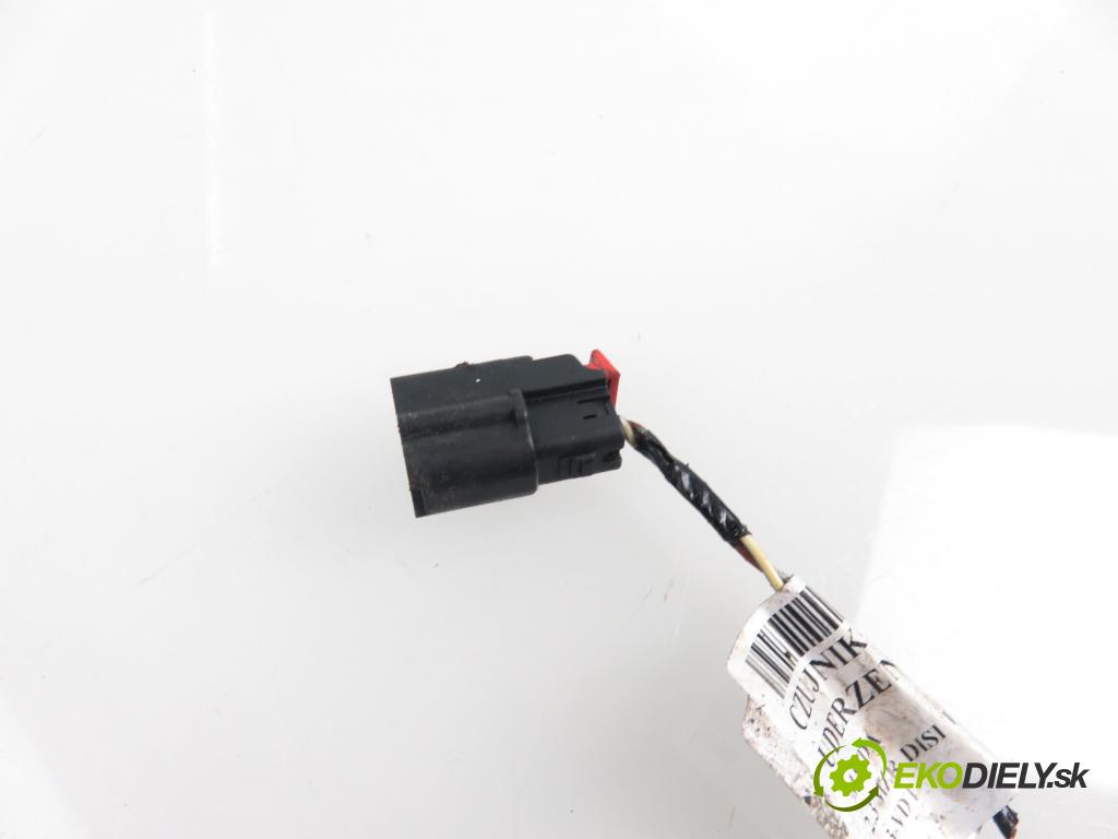 MAZDA CX-7 (ER) SUV 2007 2261,00 Czujniki uderzenia 2261,00 Snímač nárazu GP9A57K1X (Snímače nárazu)