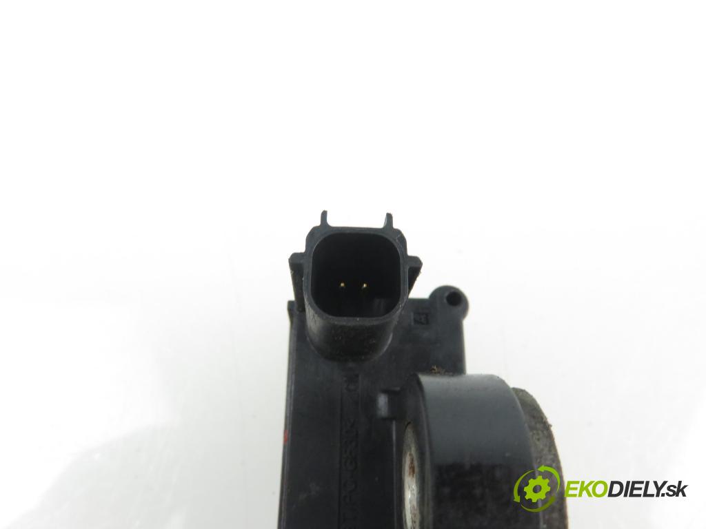 MAZDA CX-7 (ER) SUV 2007 2261,00 Czujniki uderzenia 2261,00 Snímač nárazu GP9A57K1X (Snímače nárazu)