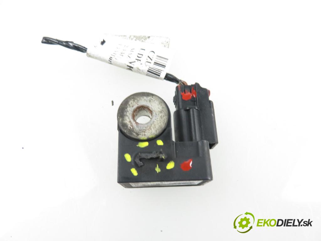 MAZDA CX-7 (ER) SUV 2007 2261,00 Czujniki uderzenia 2261,00 Snímač nárazu GP9A57K1X (Snímače nárazu)