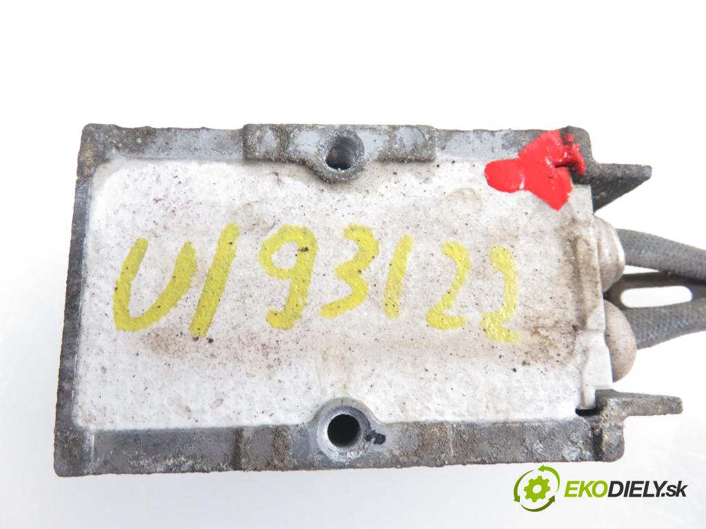 MAZDA CX-7 (ER) SUV 2007 2261,00 Czujniki uderzenia 2261,00 Snímač nárazu GP9A57K1X (Snímače nárazu)