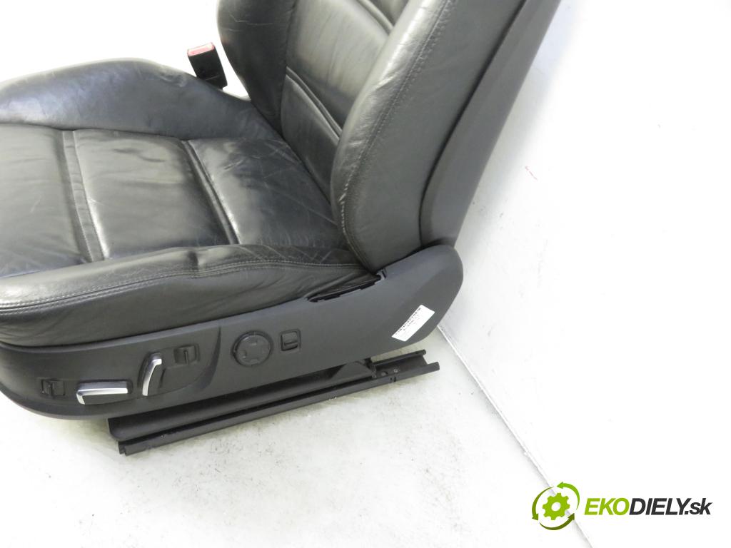 AUDI A8 D3 (4E2, 4E8) SEDAN 2003 4172,00 Fotele, kanapy 4172,00 Sedadlá, sedačky