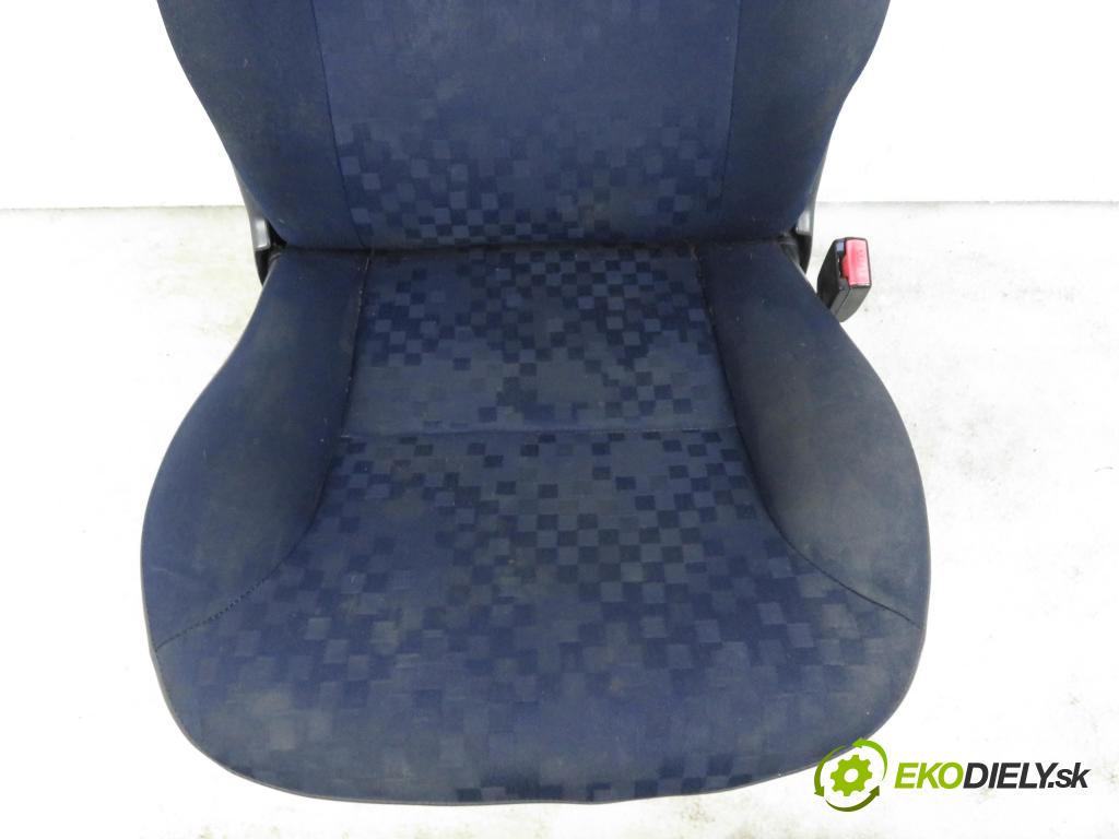 PEUGEOT PARTNER Skrzynia (5_, G_) FURGON 2007 1560,00 Fotele, kanapy 1560,00 Sedadlo