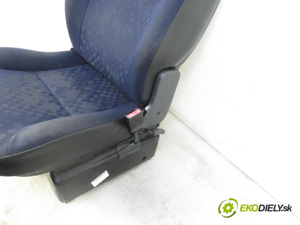 PEUGEOT PARTNER Skrzynia (5_, G_) FURGON 2007 1560,00 Fotele, kanapy 1560,00 Sedadlo