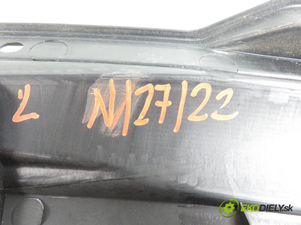 TOYOTA COROLLA Verso (_E12_) MINIVAN 2002 1794,00 Podszybia 1794,00 torpédo plast pod čelní okno 5570813040;5570913030 (Torpéda)