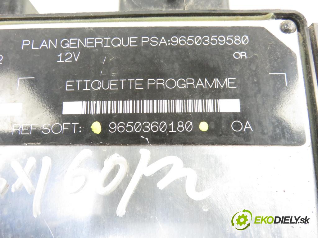 CITROEN C15 (VD-_) KOMBI 2004 1868,00 Sterowniki silnika 1868,00 Riadiaca jednotka Motor 965036180;R04080024E