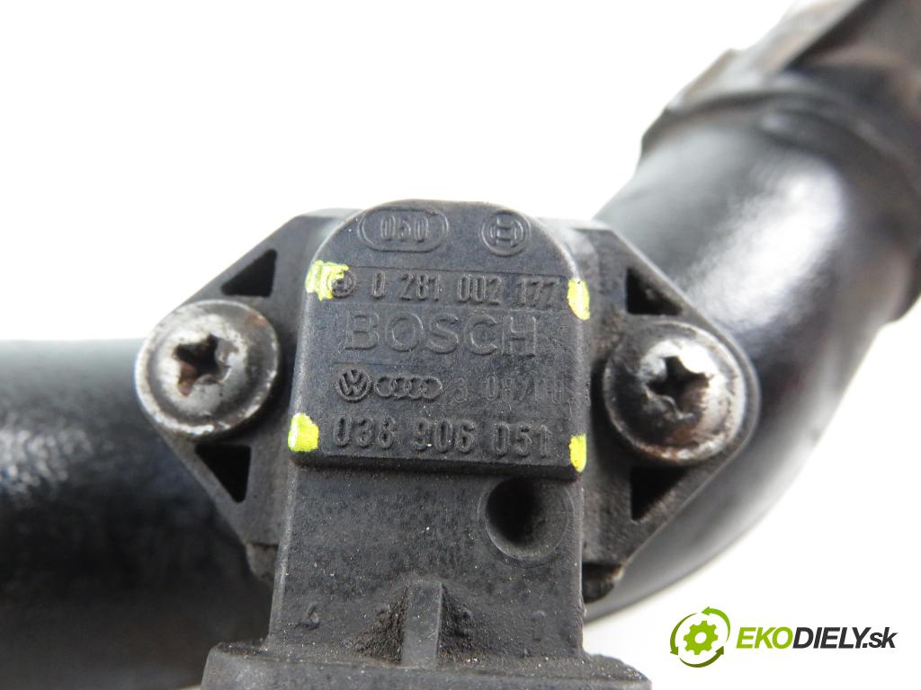 SEAT IBIZA II (6K1) HB 2000 1896,00 Przewody chłodnic powietrza 1896,00 Rúra intercoolera turba 6K0145840AB;0281002177;038906051