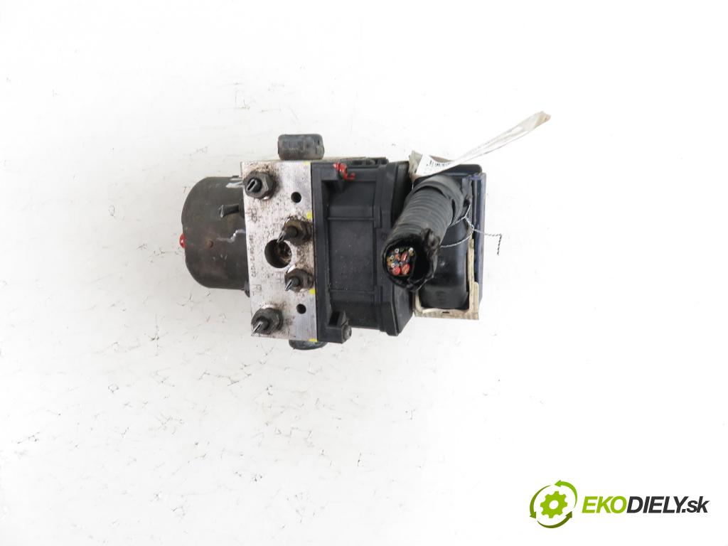 FORD MONDEO III Turnier (BWY) KOMBI 2003 1798,00 Sterowniki ABS 1798,00 pumpa ABS 3S712M110AA;0285222030;0265800014 (Pumpy brzdové)