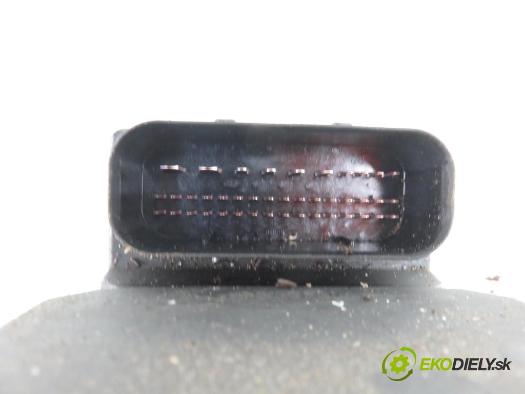 FORD MONDEO III Turnier (BWY) KOMBI 2003 1798,00 Sterowniki ABS 1798,00 pumpa ABS 3S712M110AA;0285222030;0265800014 (Pumpy brzdové)