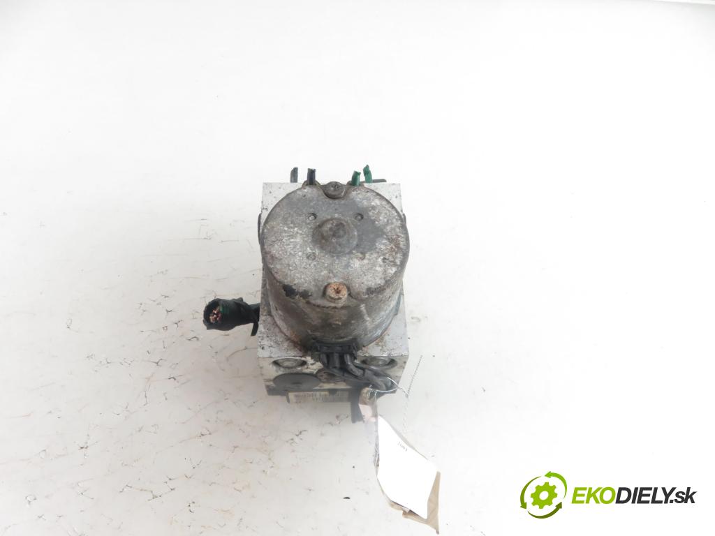 RENAULT CLIO II (BB_, CB_) HB 2003 1149,00 Sterowniki ABS 1149,00 Pumpa ABS 0273004621; 8200085584; 0265216872 (Pumpy ABS)