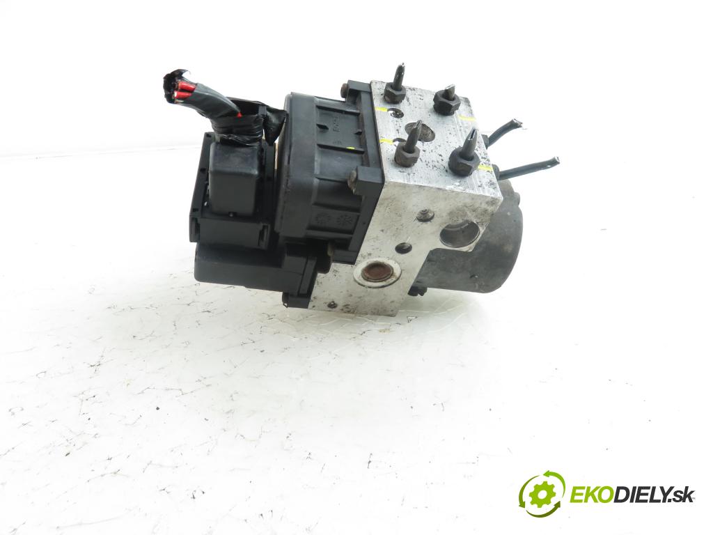 FORD MONDEO II Turnier (BNP) KOMBI 2000 1753,00 Sterowniki ABS 1753,00 pumpa ABS 40408757459;0265216841;YS712M110AA (Pumpy brzdové)