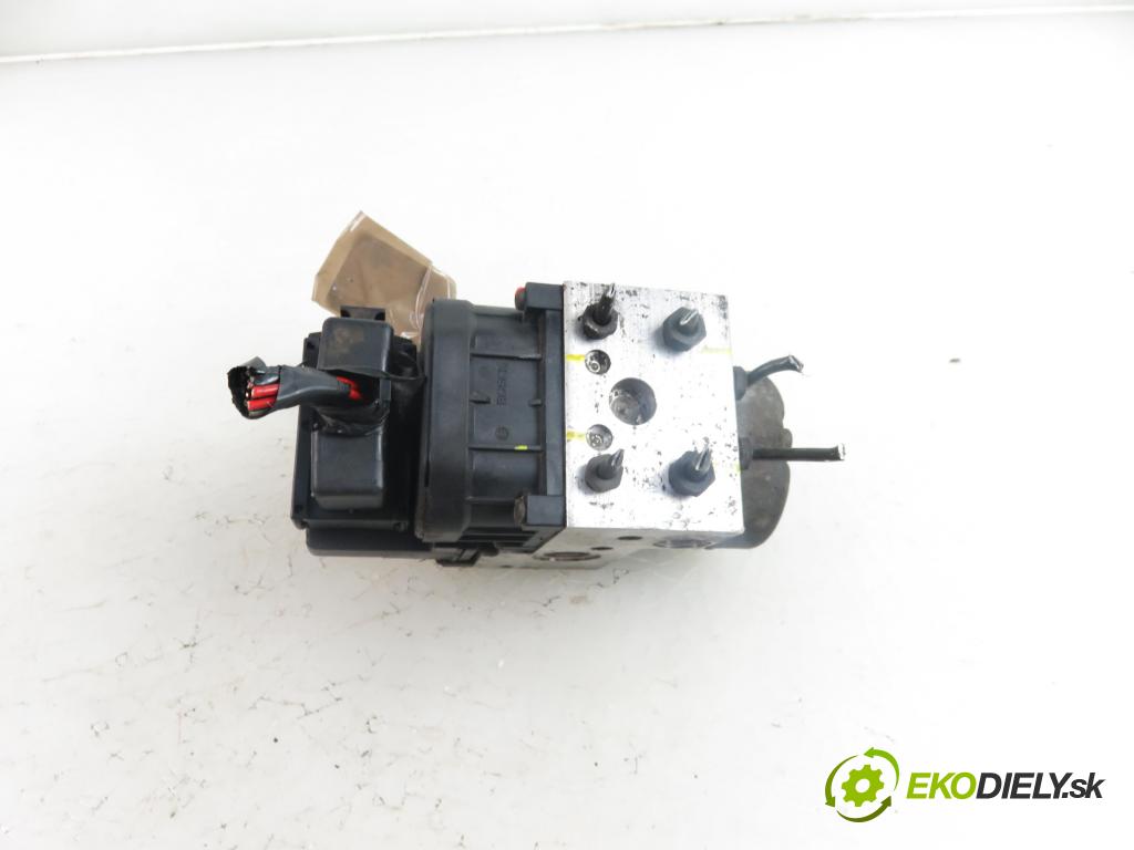 FORD MONDEO II Turnier (BNP) KOMBI 2000 1753,00 Sterowniki ABS 1753,00 pumpa ABS 40408757459;0265216841;YS712M110AA (Pumpy brzdové)