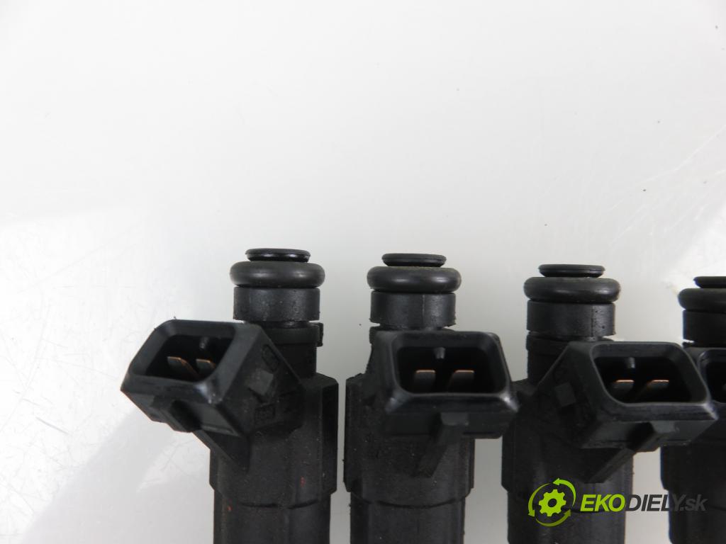 VW GOLF III (1H1) HB 1997 1390,00 Wtryskiwacze 1390,00 vstřikovací ventily 0280155731