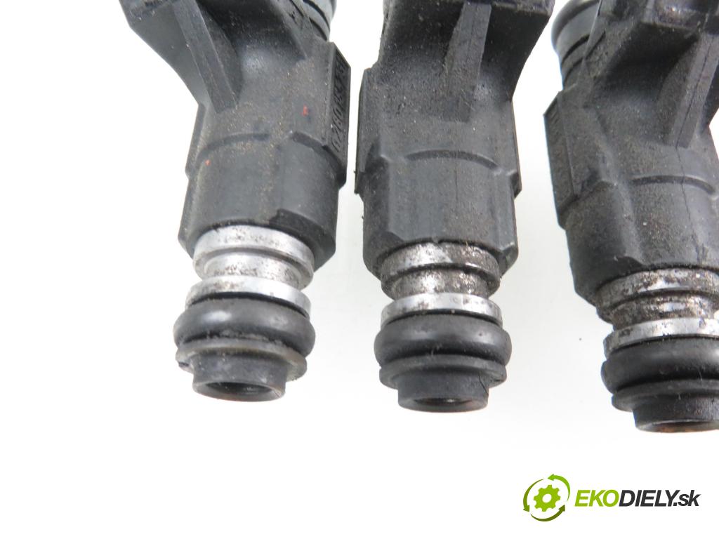 VW GOLF III (1H1) HB 1997 1390,00 Wtryskiwacze 1390,00 vstřikovací ventily 0280155731