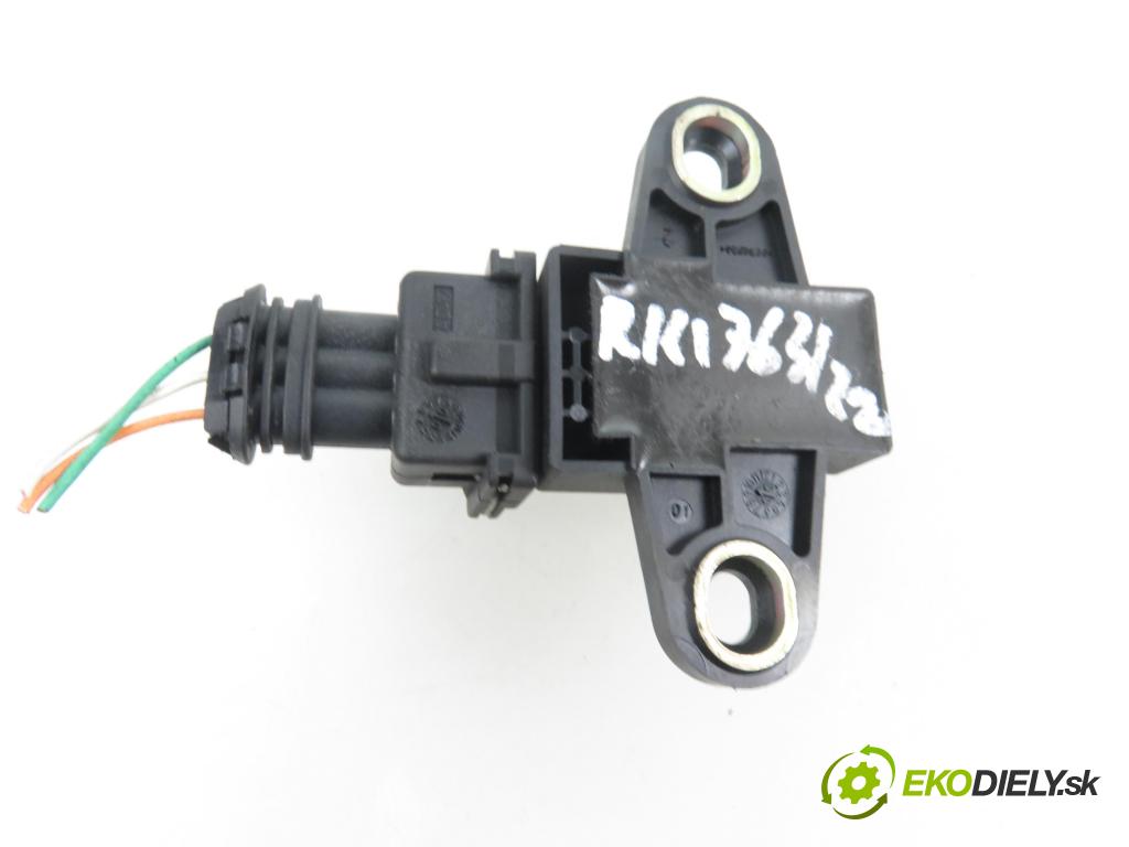 RENAULT SCENIC I (JA0/1_) CROSSOVER 2002 1870,00 Czujniki uderzenia 1870,00 Snímač nárazu 0265005140 (Snímače nárazu)