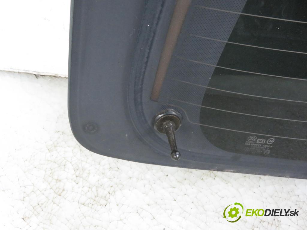 HYUNDAI SANTA FÉ I (SM) SUV 2004 107,00 2.0 CRDi 4x4 145 - D4EA-F 1991,00 Okno zadné kapota