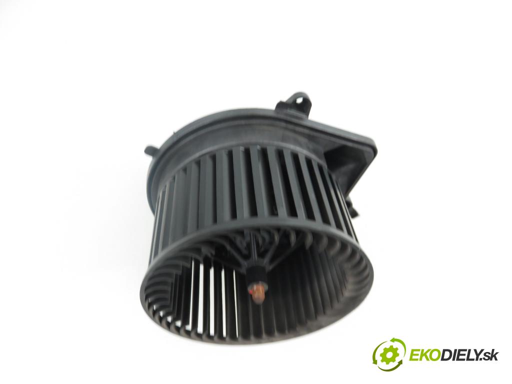 MINI MINI CLUBMAN (R55) KOMBI 2011 1598,00 Dmuchawy 1598,00 Ventilátor vetráku 3422645