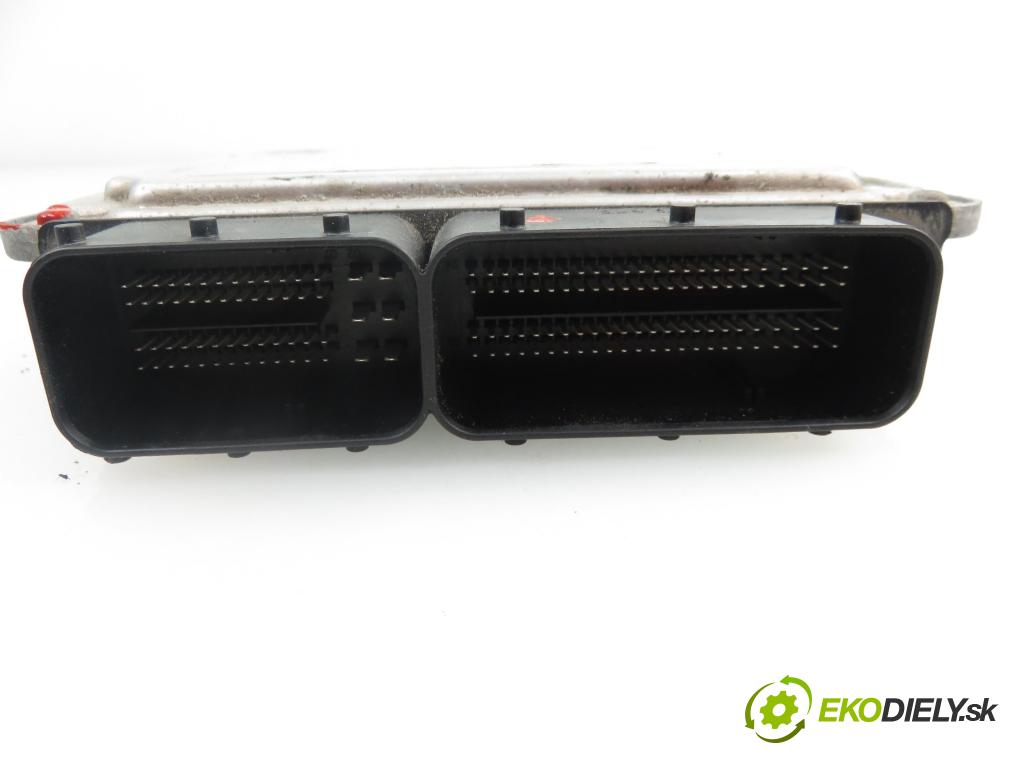 MINI MINI CLUBMAN (R55) KOMBI 2011 1598,00 Sterowniki silnika 1598,00 Riadiaca jednotka Motor 851673901;0281018288