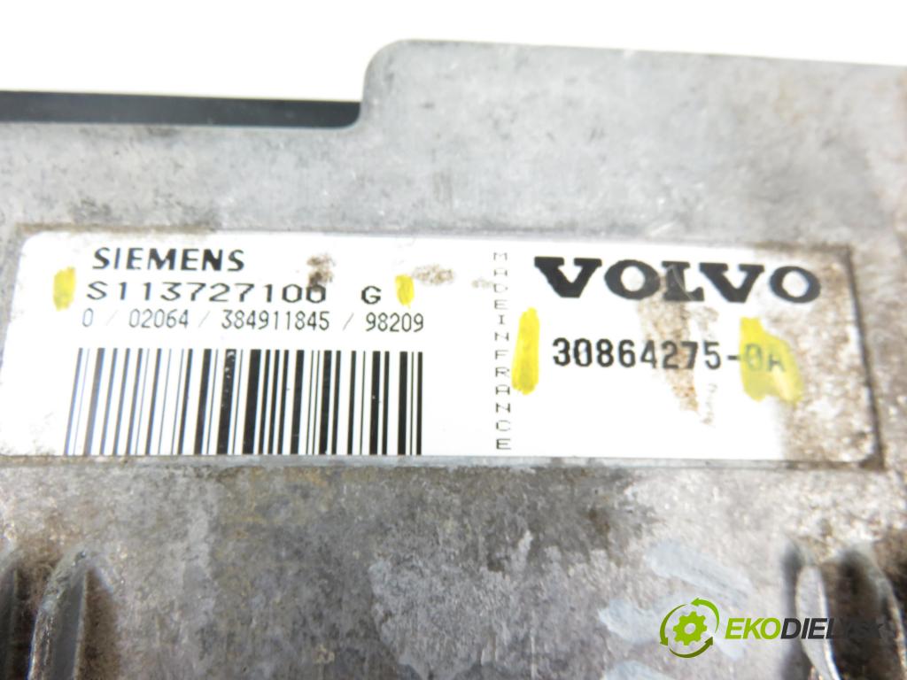 VOLVO V40 Kombi (645) KOMBI 1998 1731,00 Sterowniki silnika 1731,00 Riadiaca jednotka Motor S113727100G;30864275