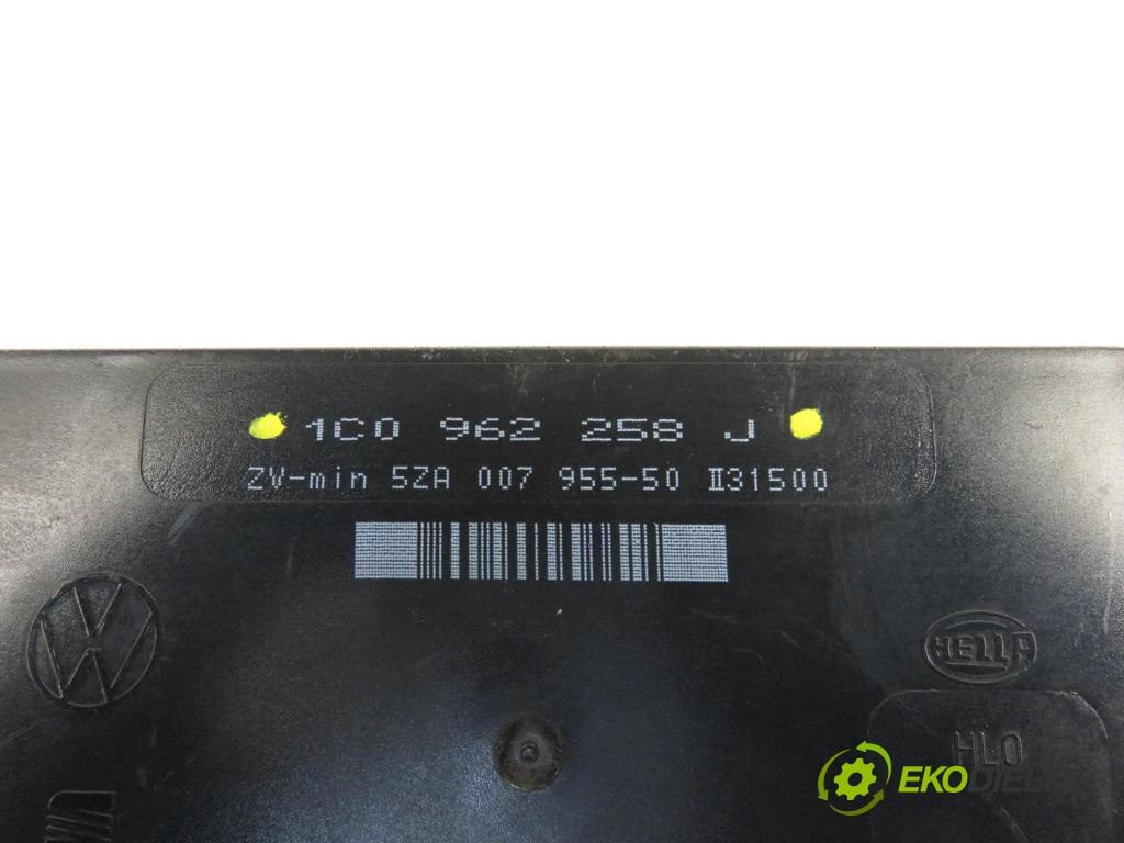 VW BORA (1J2) SEDAN 2000 1598,00 Moduły komfortu 1598,00 MODUL komfortu 1C0962250J