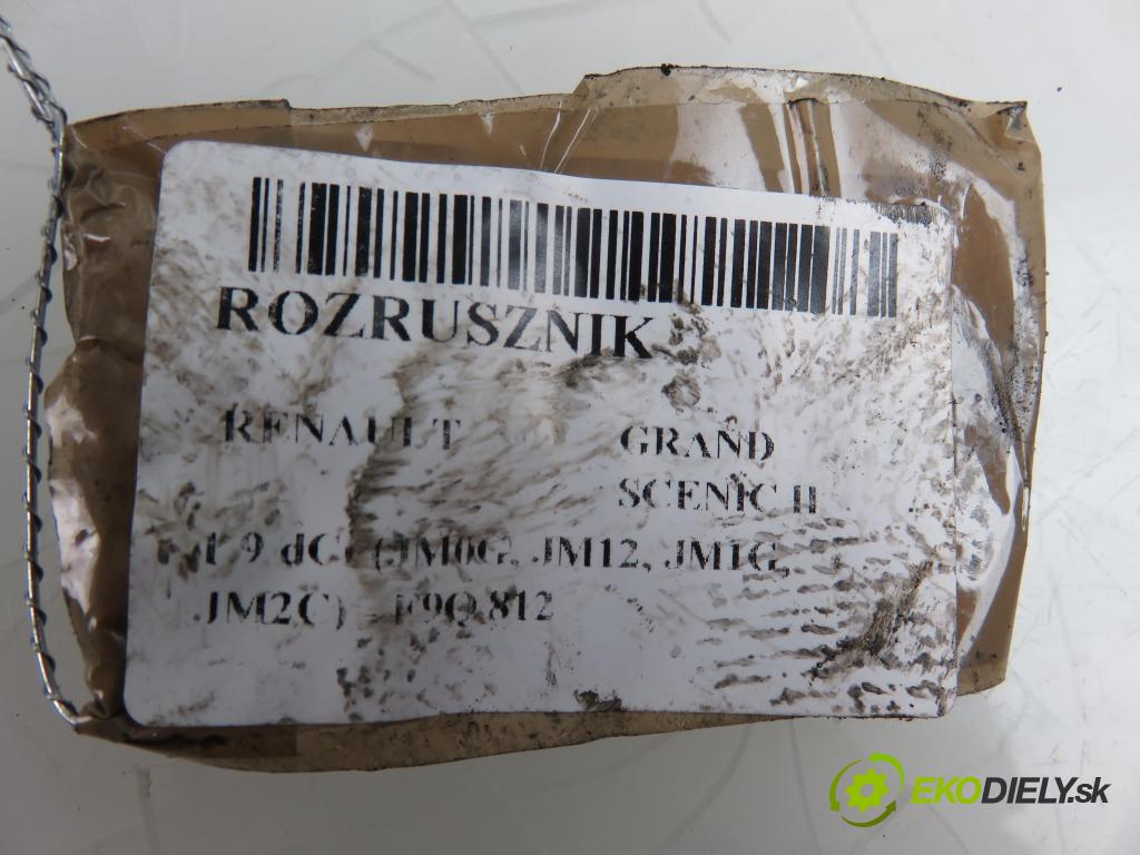 RENAULT GRAND SCENIC II (JM0/1_) MINIVAN 2004 1870,00 Rozruszniki kompletne 1870,00 Štartér D7R49 (Štartéry)