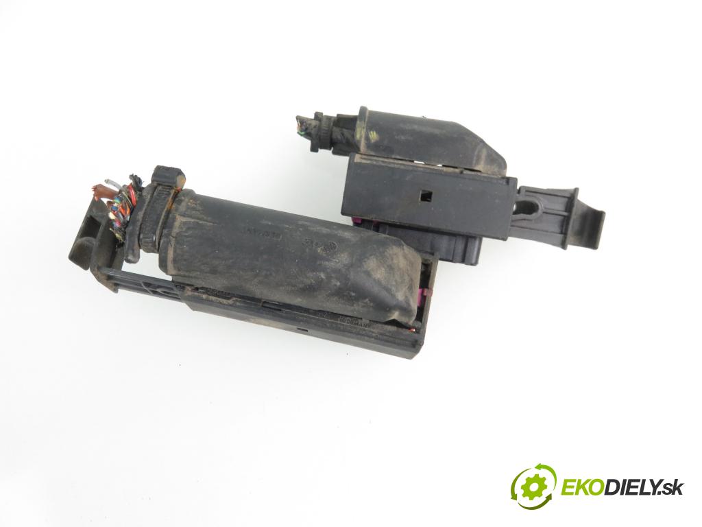 SEAT IBIZA III (6L1) HB 2003 1422,00 Sterowniki silnika 1422,00 Riadiaca jednotka Motor 045906019BB;0281011074