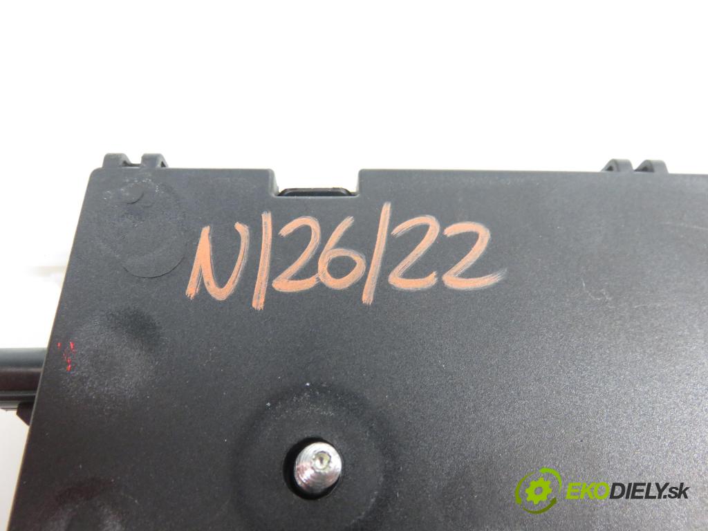 MINI MINI COUNTRYMAN (R60) CROSSOVER 2014 1995,00 Wzmacniacze 1995,00 Zosilňovač Antenní: 9803853 (Zosilňovače)