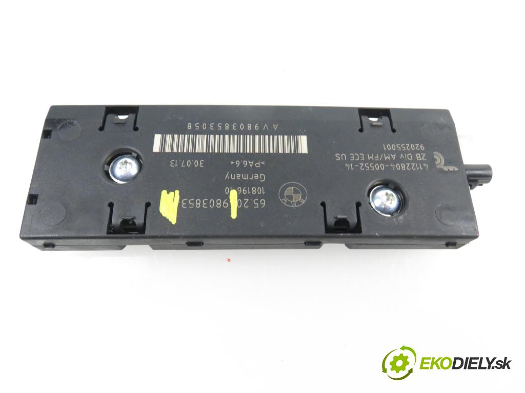 MINI MINI COUNTRYMAN (R60) CROSSOVER 2014 1995,00 Wzmacniacze 1995,00 Zosilňovač Antenní: 9803853 (Zosilňovače)