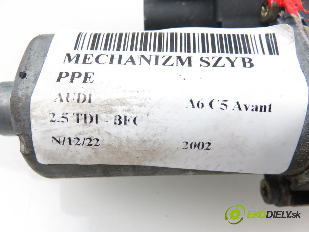 AUDI A6 Avant (4B5, C5) KOMBI 2002 2496,00 Silniczki szyb 2496,00 Motorček sťahovania okien PP 0130821774