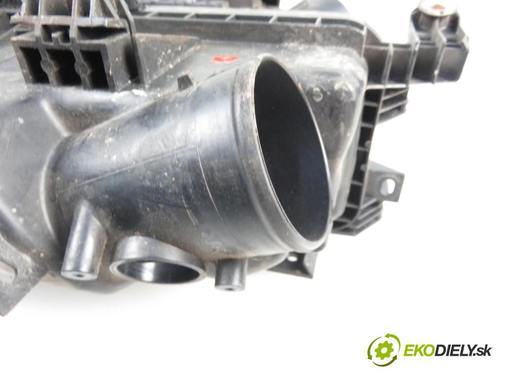 TOYOTA RAV 4 II (_A2_) SUV 2004 1998,00 Obudowy filtrów powietrza 1998,00 Obal filtra vzduchu 1001405480 (Obaly filtrov vzduchu)