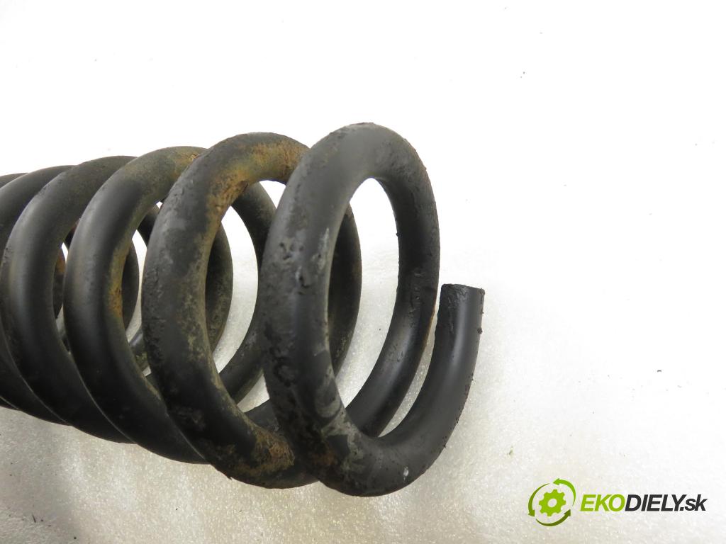 SUZUKI GRAND VITARA I (FT, HT) SUV 2000 64,00 2.0 TD 87 4x4 - RF (MAZDA) 1998,00 Pružina zadné