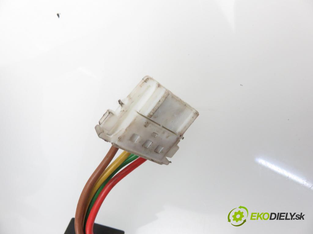 MERCEDES-BENZ KLASA C T-Model (S203) KOMBI 2001 105,00 C 220 CDI (203.206) - OM 611.962 2148,00 Motorček stieračov A2038200342