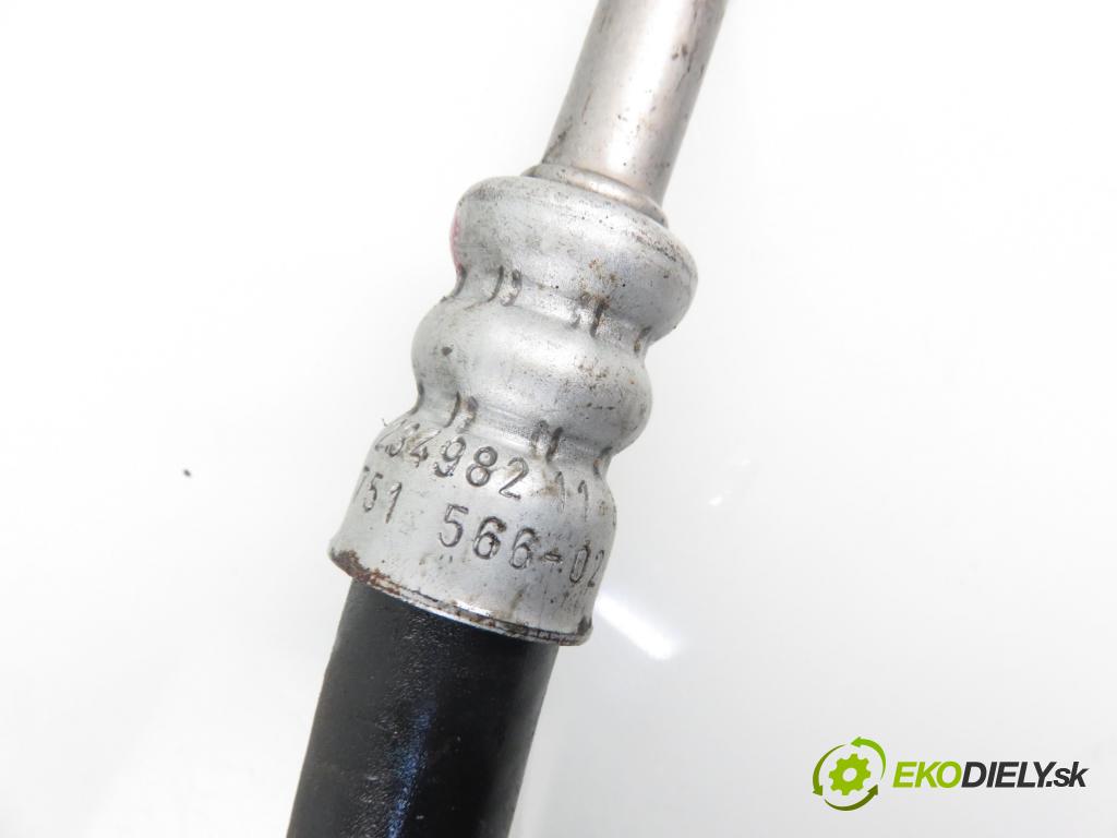 BMW 5 (E39) SEDAN 2000 1951,00 Przewody układu wspomagania 1951,00 RIADOK: / Rúra servočerpadlo 23498211