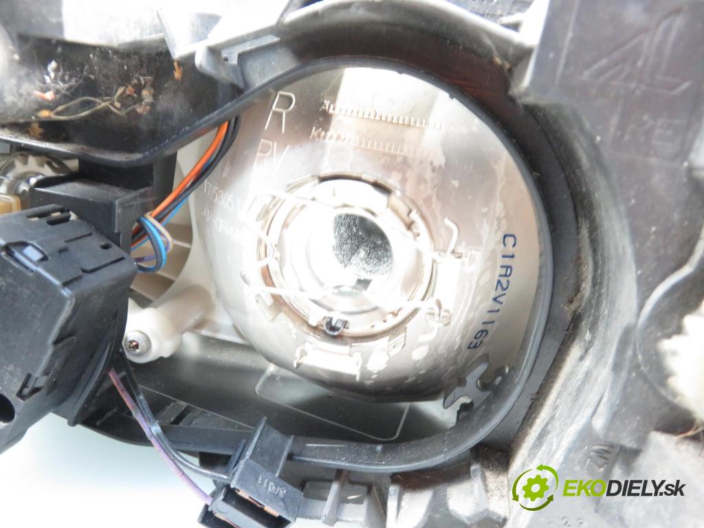 FORD MONDEO III Turnier (BWY) KOMBI 2002 1998,00 Lampy przednie 1998,00 Svetlo PP 0301174202;S7113005AJ