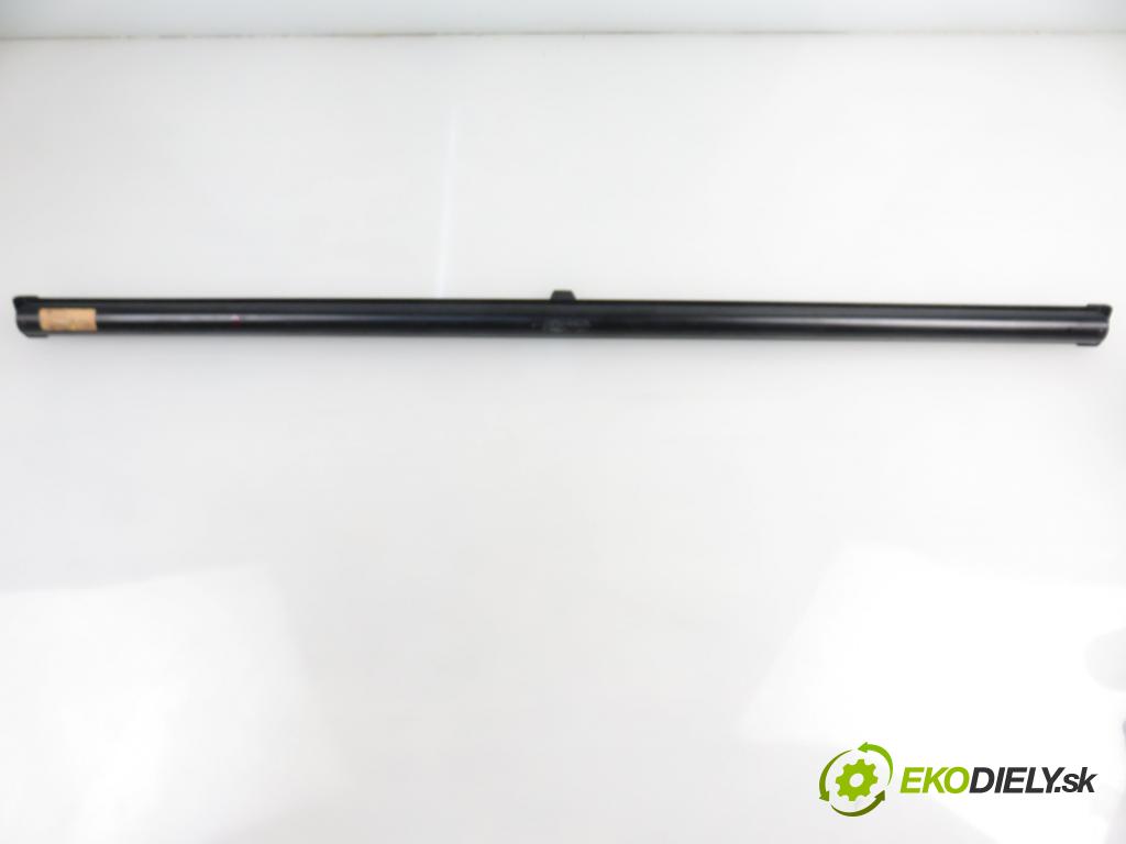 AUDI A4 (8D2, B5) SEDAN 1997 1896,00 Osłony przeciwsłoneczne 1896,00 Roleta okna 8D5861325A (Ostatné)